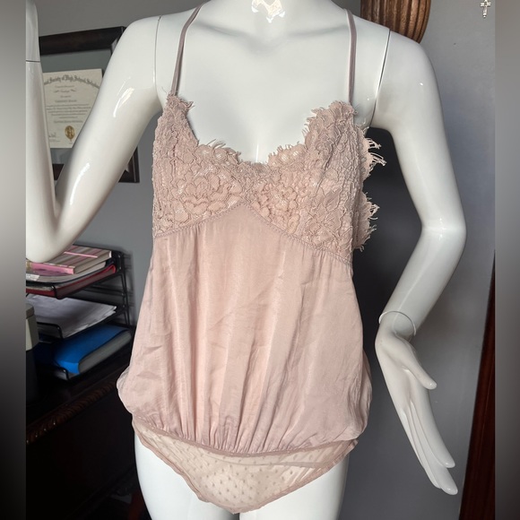 Free People Sz XS bodysuit - Picture 1 of 5